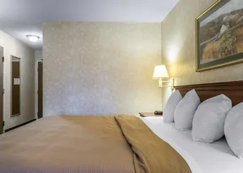 Quality Inn & Suites Titusville hotel thumbnail 6