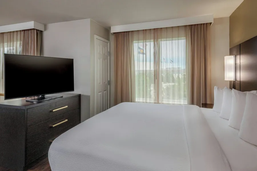 Residence Inn by Marriott Denver Airport at Gateway Park hotel detail image 6