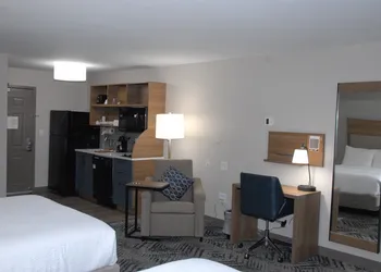 Candlewood Suites Tallahassee by IHG hotel thumbnail 8