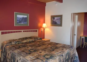 San Carlos Inn hotel thumbnail 7