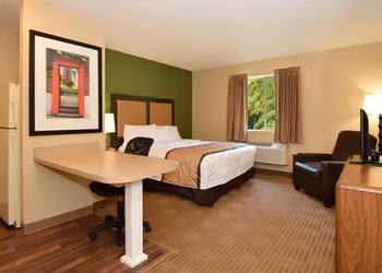 Extended Stay America Select Suites St Louis Earth City hotel thumbnail 8