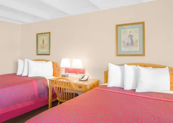 Days Inn by Wyndham Tallahassee University Center hotel thumbnail 4