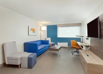 Holiday Inn Express Atlanta Airport - North by IHG hotel thumbnail 6