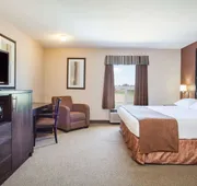 Super 8 by Wyndham Meadow Lake hotel detail image 5