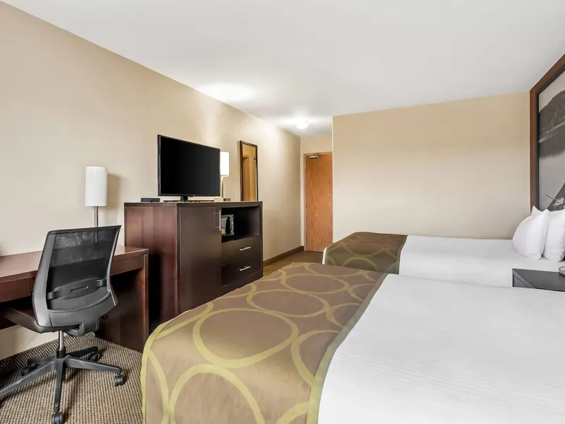 Super 8 by Wyndham Meadow Lake hotel detail image 6
