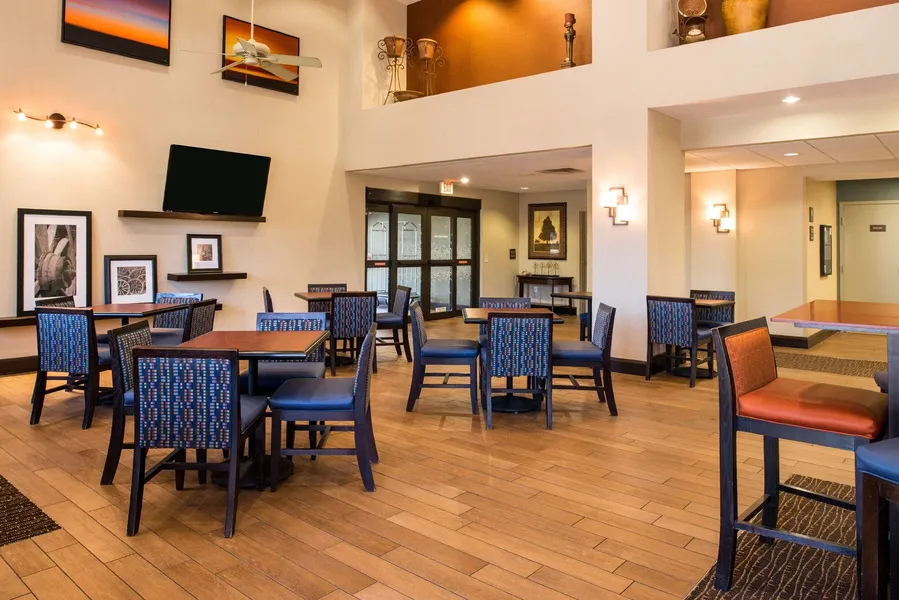 Hampton Inn & Suites Schertz hotel detail image 2