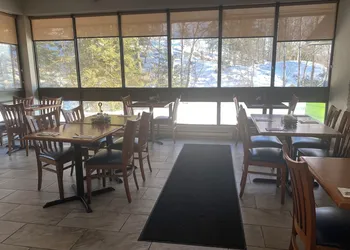 Sunset Inn Kenora hotel thumbnail 7