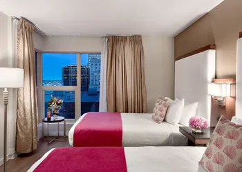 Auberge Vancouver Hotel hotel thumbnail 8