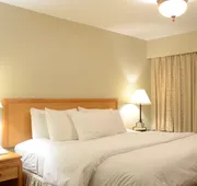 Rosellen Suites At Stanley Park hotel detail image 4