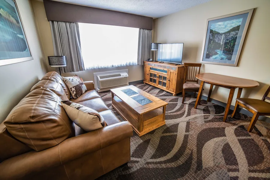 Prestige Hudson Bay Lodge & Conference Centre, WorldHotels hotel detail image 6