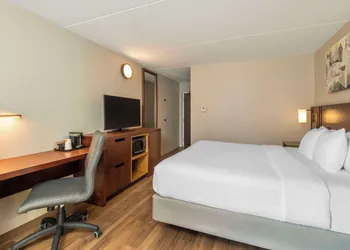 Comfort Inn Sault Ste Marie ON hotel thumbnail 7