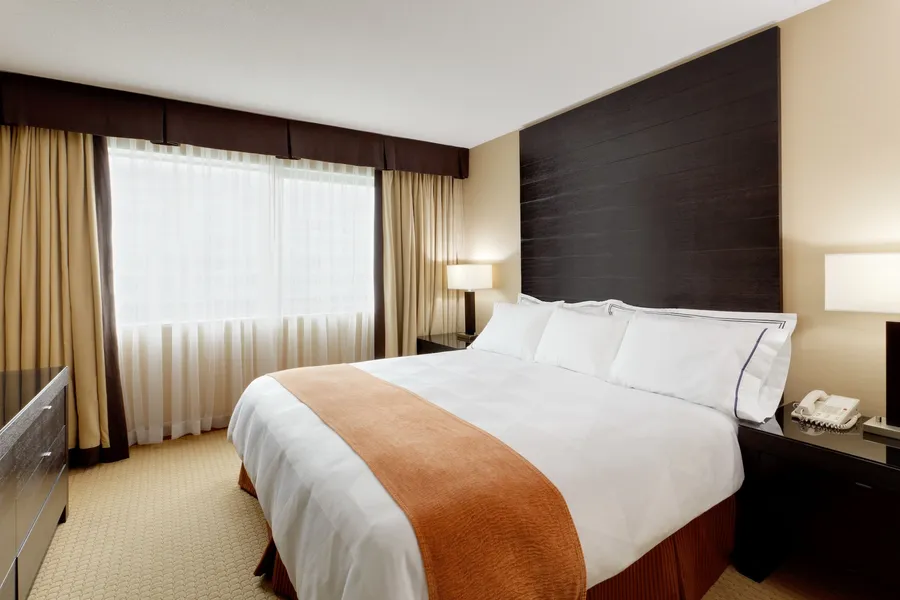 Radisson Hotel Vancouver Airport hotel detail image 6