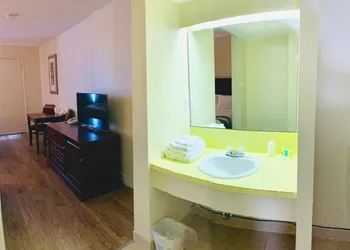 Niagara's Best Inn hotel thumbnail 6