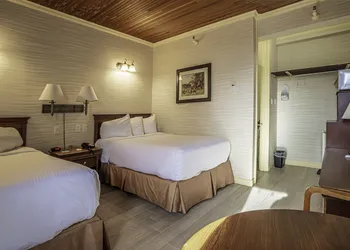 The Guv’nor hotel thumbnail 3
