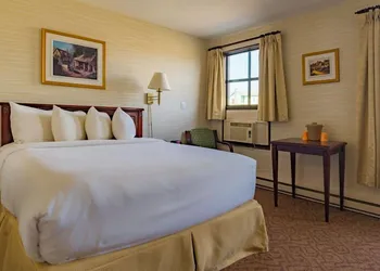 The Guv’nor hotel thumbnail 8