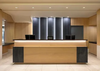 Hilton Vancouver Airport hotel thumbnail 4