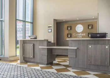 Comfort Inn Fallsview hotel thumbnail 4
