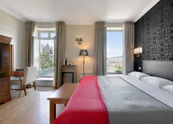 Hotel Bonaparte hotel thumbnail 8