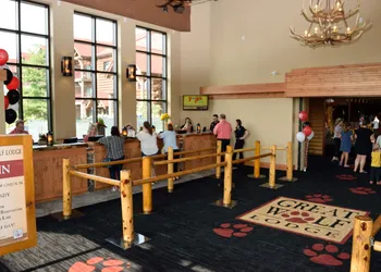 Great Wolf Lodge Niagara Falls hotel thumbnail 6