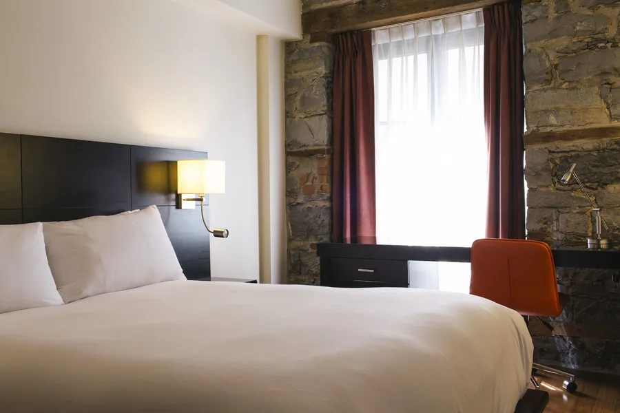 Le Petit Hotel Vieux-Montreal - Saint-Paul hotel detail image 6
