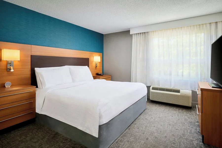 TownePlace Suites by Marriott Mississauga-Arpt Corp Ctr hotel detail image 6