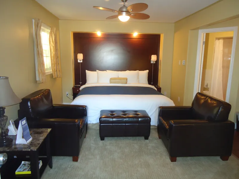 Bayside Inn & Waterfront Suites hotel detail image 2