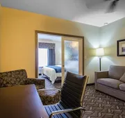 Comfort Inn & Suites hotel detail image 5