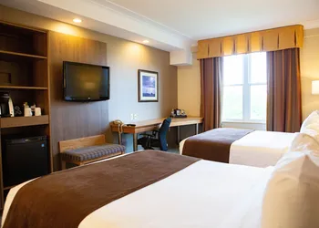 Future Inns Halifax hotel thumbnail 3