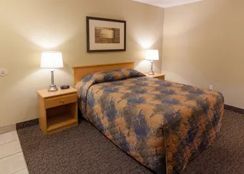 Rusty's BCMInns Fort McMurray hotel thumbnail 6