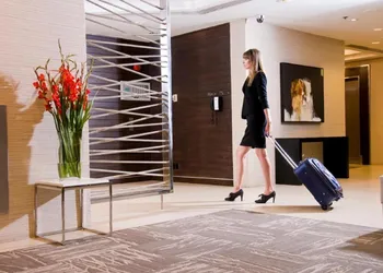 Cambridge Suites Hotel hotel thumbnail 2