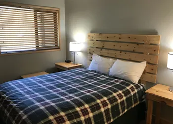 The Griz Inn hotel thumbnail 2