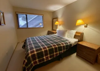 The Griz Inn hotel thumbnail 5