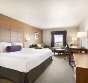 Prairie Crest Calgary Airport hotel detail image 4