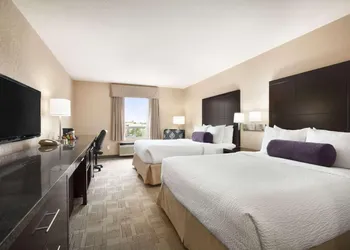 Prairie Crest Calgary Airport hotel thumbnail 6