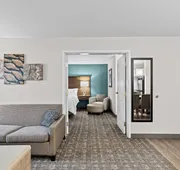 Staybridge Suites Calgary Airport by IHG hotel detail image 4
