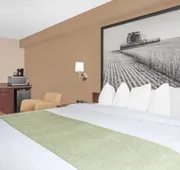 Super 8 by Wyndham Brandon MB hotel detail image 7