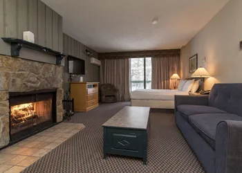 Douglas Fir Resort and Chalets hotel thumbnail 2