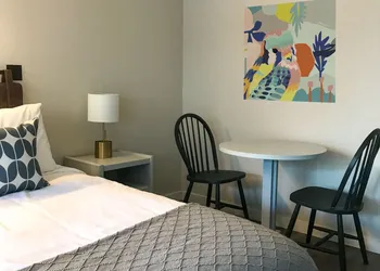 Hotel McCoy Pullman - Art, Coffee, Beer, Wine hotel thumbnail 6