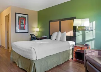 Extended Stay America Select Suites Detroit Farmington Hills hotel thumbnail 5