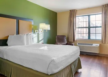 Extended Stay America Select Suites Detroit Farmington Hills hotel thumbnail 6