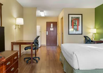 Extended Stay America Select Suites Detroit Farmington Hills hotel thumbnail 7