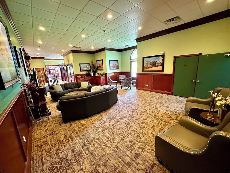 Mackinaw Beach & Bay Inn & Suites hotel detail image 2