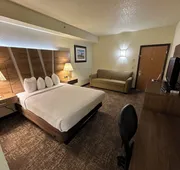 Mackinaw Beach & Bay Inn & Suites hotel detail image 7