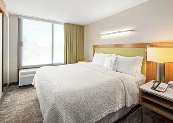 SpringHill Suites Flagstaff hotel thumbnail 7
