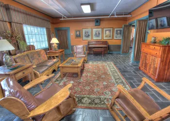 The Historic Gatlinburg Inn hotel thumbnail 4