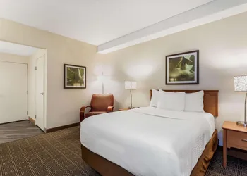 Baymont by Wyndham Orlando South hotel thumbnail 4