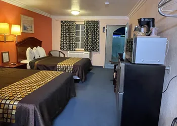 Aerospace Inn hotel thumbnail 6