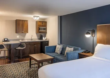 Crowne Plaza Niagara Falls NY Riverside by IHG hotel thumbnail 3