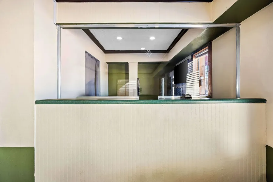 Americas Best Value Inn Ft. Jackson hotel detail image 6