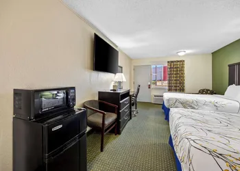 Americas Best Value Inn Ft. Jackson hotel thumbnail 8